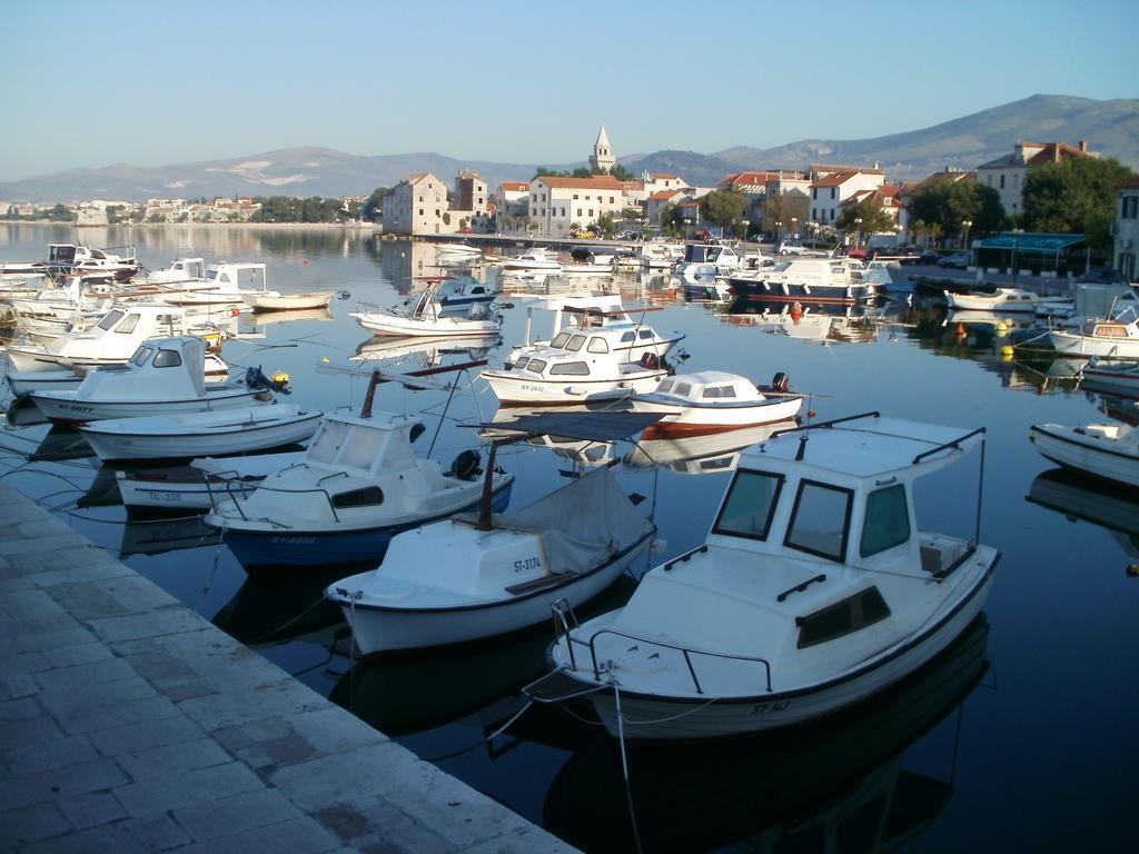 Grgin Apartments Kaštela Eksteriør billede